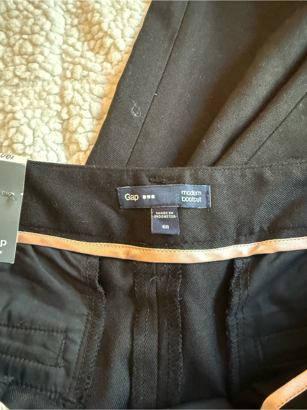 NWT Gap Modern Bootcut Pants - Picture 2 of 4